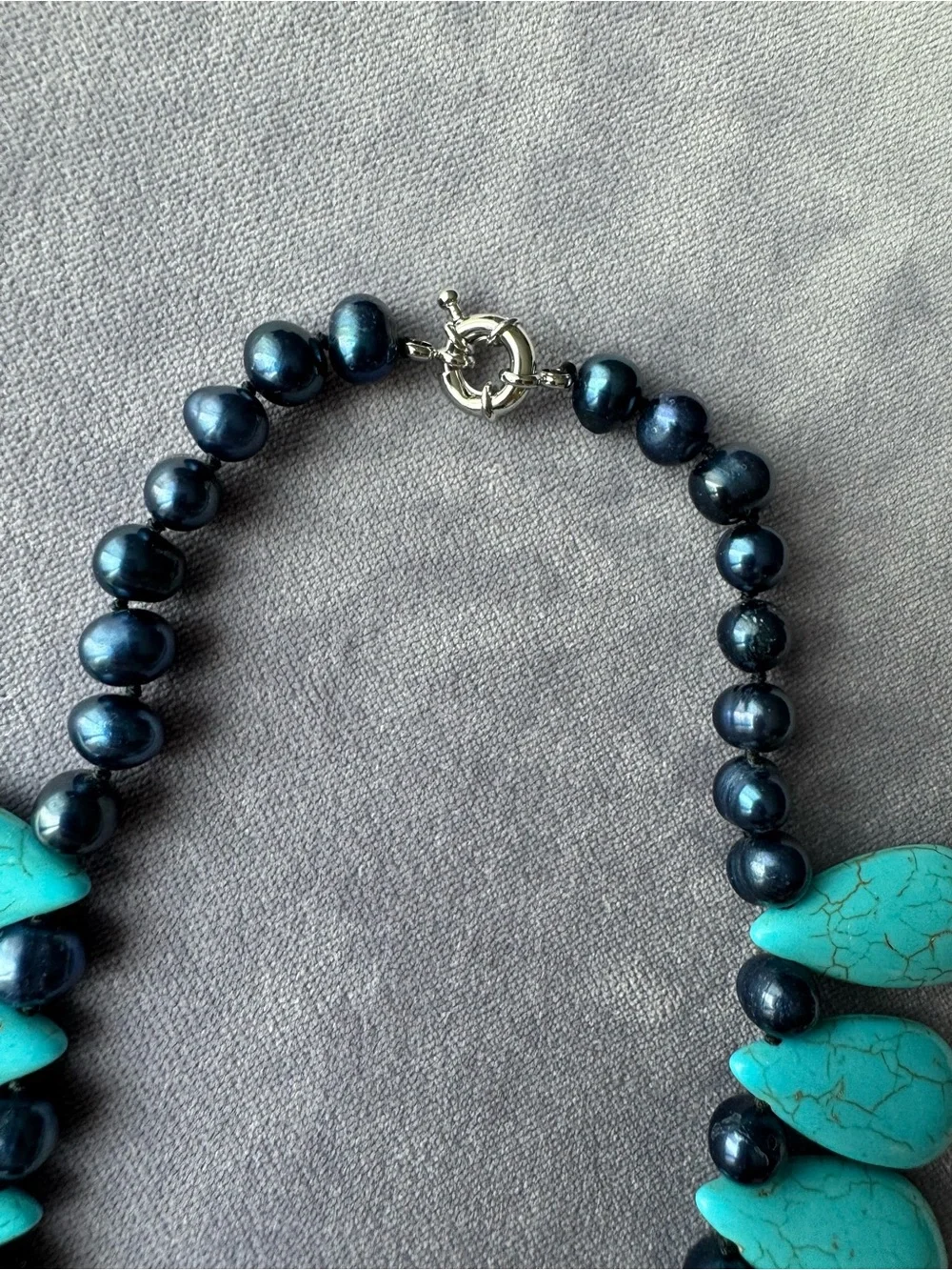 NWOT Tuckernuck Turquoise and Black Pearl Necklace